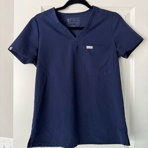 Bundle of 3 Figs Navy Tops